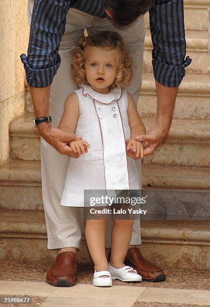 Prince Felipe and her daughter Leonor pose for Photographers at Marivent Palace on August 6, 2007 in Mallorca,Spain