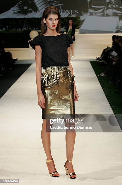 Scanlon Model 975 David Scanlon Photos & High Res Pictures - Getty Images
