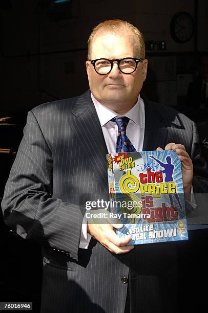 Actor and new "'The Price Is Right" host Drew Carey attends the "Live with Regis and Kelly" taping at the ABC Studios August 7, 2007 in New York City.