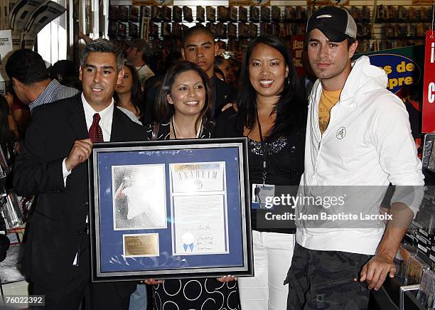 Enrique Iglesias signs copies of his new album "Insomniac" on August 5, 2007 at Rythmo Latino in Anaheim, California.