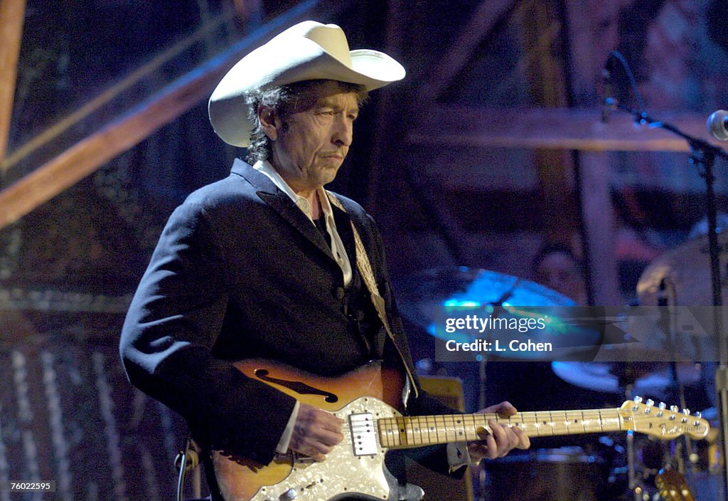 Willie Nelson and Friends: "Outlaws & Angels" - Show and Backstage