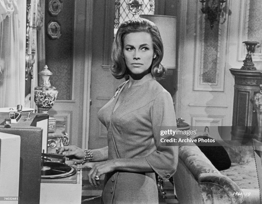 Honor Blackman