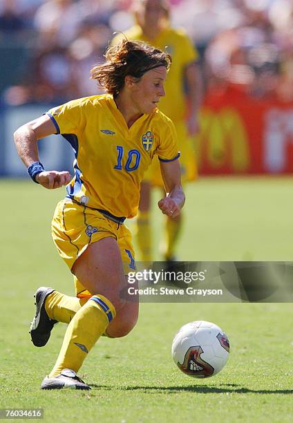 Hanna Ljungberg of Sweden moves the ball upfield in the second half.