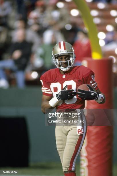 Jerry Rice Making The Catch Jerry Rice Catch Photos and Premium High Res Pictures - Getty Images