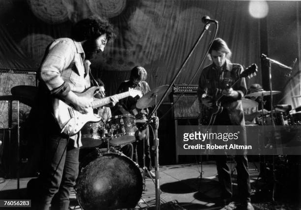 Grateful Dead Photos Photos and Premium High Res Pictures - Getty Images