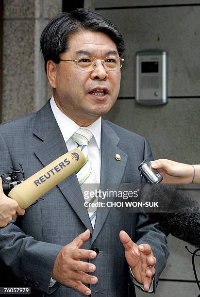 South Korean Unification Minister Lee Jae-Joung speaks to the media after meeting with former South Korean president Kim Dae-Jung at Kim's house in...