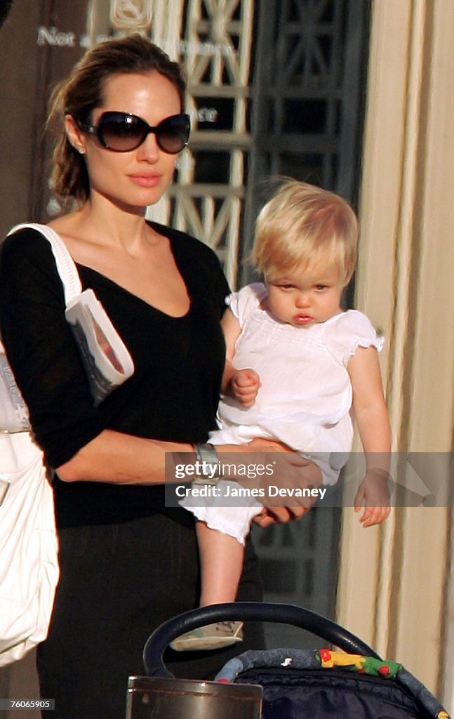 Celebrity Sightings In Chicago - August 11, 2007