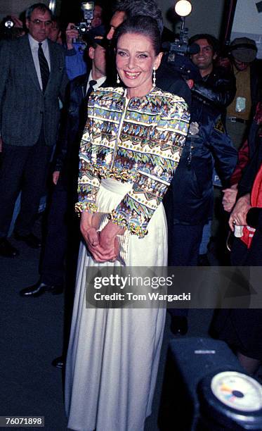 Audrey Hepburn arrives for the Lincoln Center Tribute on April 23, 1992 in New York City.