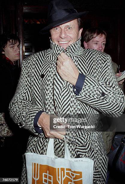 Barry Humphries and Lizzie Spender on November 5, 1987 in London.