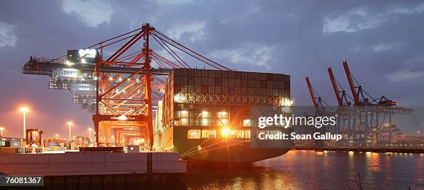 Container ship from China Shipping Line is loaded at the main container port August 13, 2007 in Hamburg, Germany. Northern Germany, with its busy...