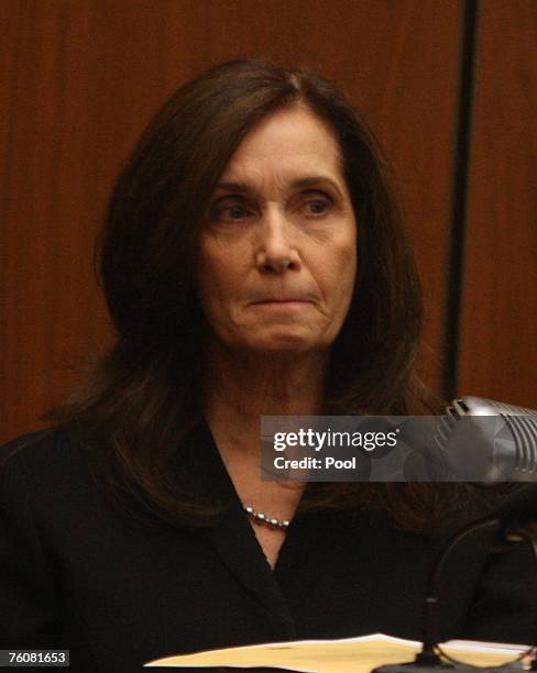 Donna Clarkson, mother of Lana Clarkson, testifies during the murder trial of music producer Phil Spector August 13, 2007 in Los Angeles, California....