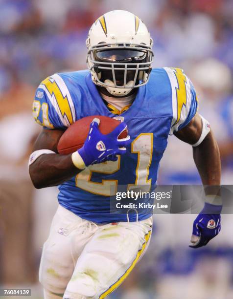 Lt Running Back Ladanian Tomlinson Photos and Premium High Res Pictures - Getty Images