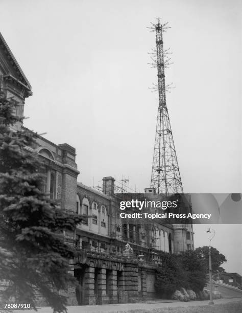 The transmission mast above the BBC wing of Alexandra Palace, north London, 20th August 1946.