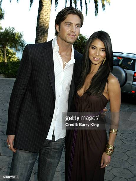 Eric Winter and Roselyn Sanchez
