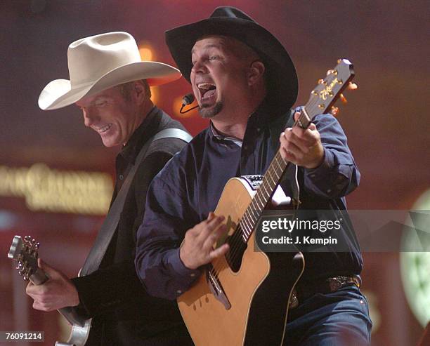 Garth Brooks performs "Good Ride Cowboy"