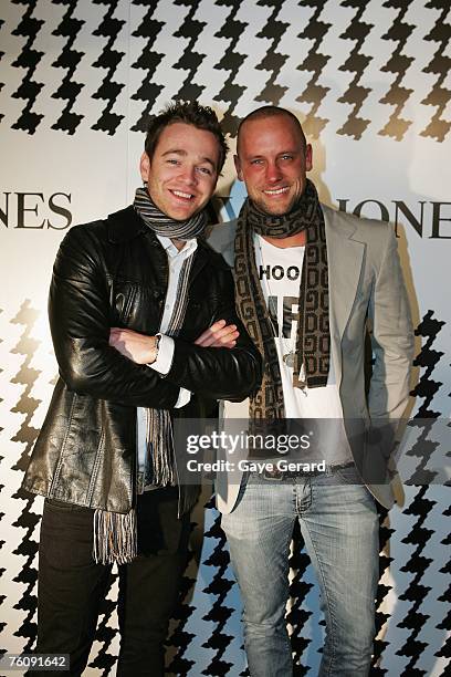 Brodie Young and Nick Russian arrive at the David Jones Summer 2007 Collection Launch at the Melbourne Townhall on August 14, 2007 in Melbourne,...