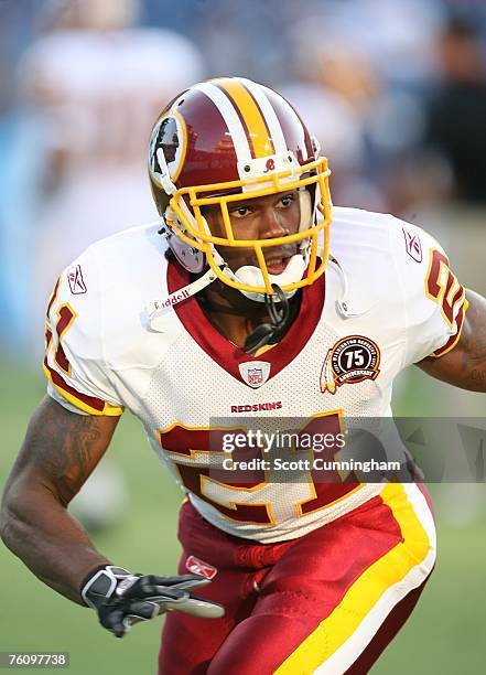 Sean Taylor of the Washington Redskins warms up before the game against the Tennessee Titans at LP Field on August 11, 2007 in Nashville, Tennessee....