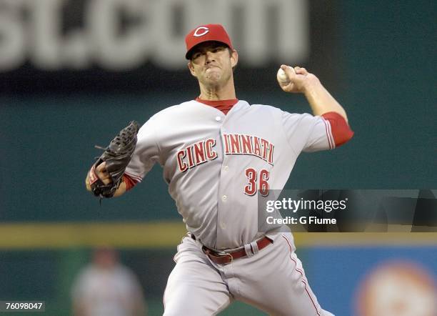 Mike Gosling of the Cincinnati Reds pitches against the Washington Nationals at RFK Stadium August 1, 2007 in Washington, DC.