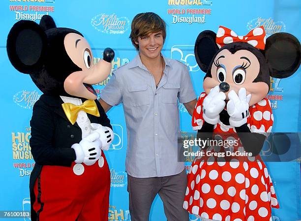 Zac Mouse Mickey Mouse What An Actor Photos and Premium High Res Pictures - Getty ...