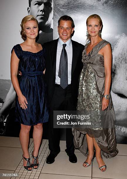 Julia Stiles, Matt Damon and Joan Allen attend The Bourne Ultimatum premiere held at the Odeon Leicester Square on August 15, 2007 in London.