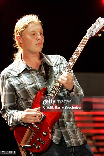 Derek Trucks performs at Eric Clapton's Crossroads Guitar Festival 2007 held at Toyota Park on July 28, 2007 in Bridgeview, Illinois.