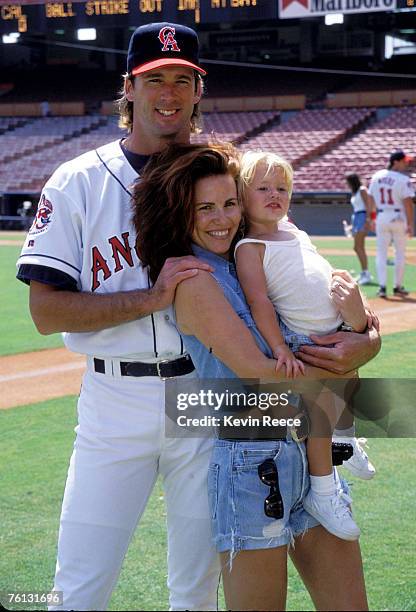 Former Anaheim Angels pitcher Chuck Finley with Tawny Kitaen and their daughter Winter in a 1992 file photo. The actress, wife of former Anaheim...