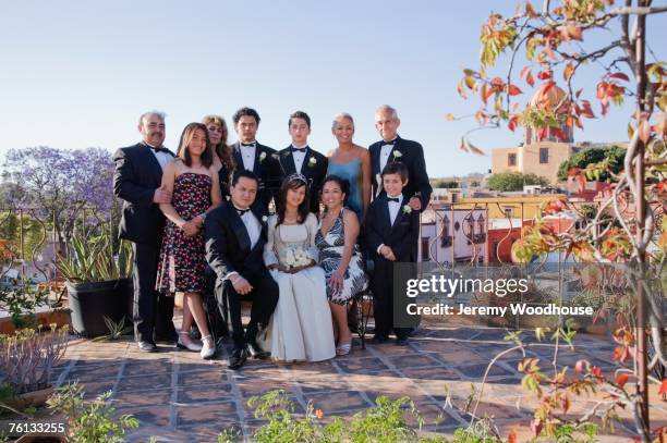 hispanic family at quinceanera - 15th birthday stock pictures, royalty-free photos & images