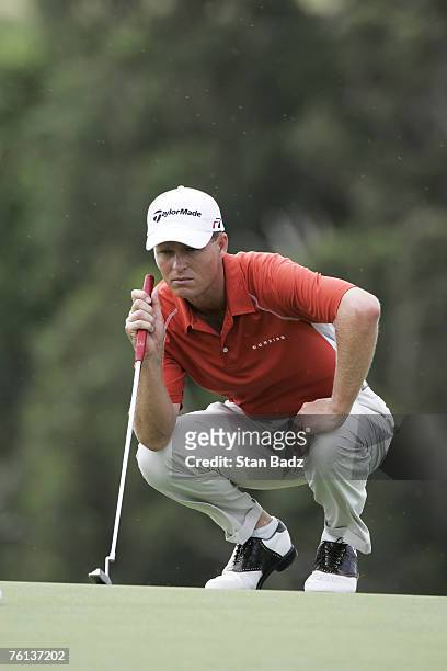 John Senden during the first round of the Mercedes-Benz Championship held on the Plantation Course at Kapalua in Kapalua, Maui, Hawaii, on January 4,...