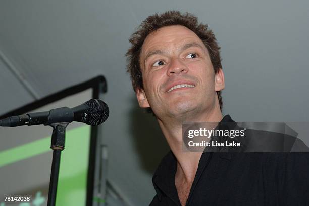 Series The Wire cast member Dominic West.