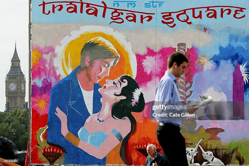 Painters Create A Giant Bollywood Film Poster