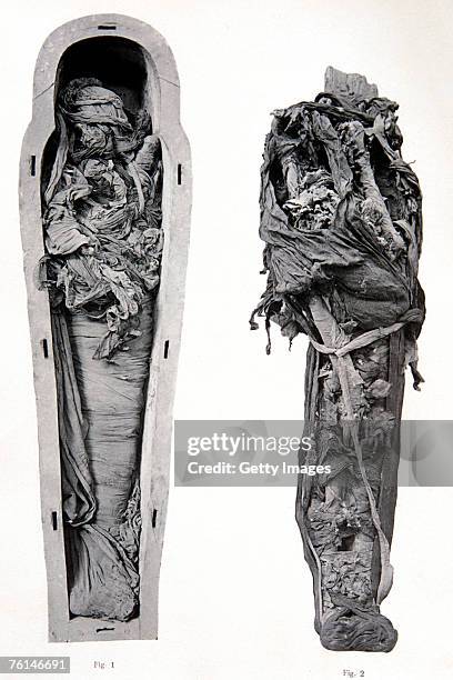 Ramses VI at Cairo Museum, Egypt. Photograph shows the rough techniques used for unbandaging mummies at the turn of the 20th century.