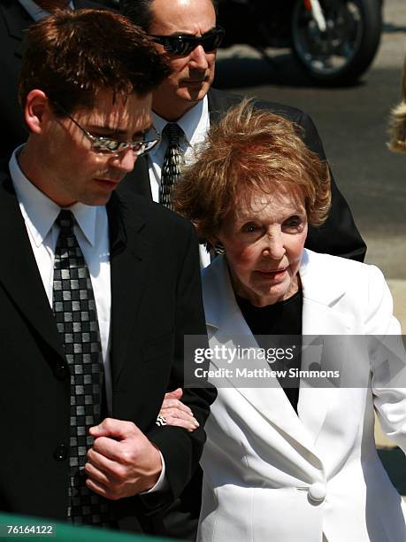 Nancy Reagan attends the funeral for Merv Griffin at the Church of the Good Sheppard on August 17, 2007 in Beverly Hills, California.