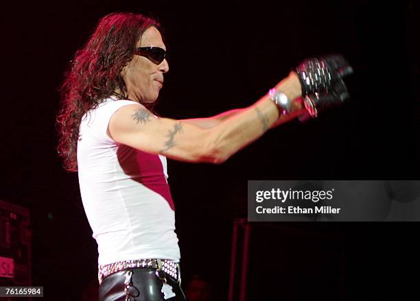Singer For Ratt Tell The World: The Very Best Of Ratt Photos and Premium High Res ...