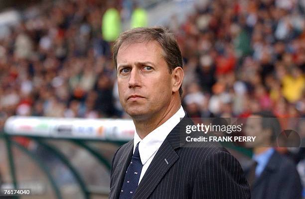 Alain Perrin, coach of the Lyon L1 football team, is pictured during the French L1 football match Lorient vs. Lyon, 18 August 2007, at the Moustoir...