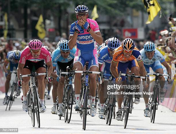 Allesandro Ballan of Italy and Team Lampre celebrates as he crosses the line to win the Vattenfall Cyclassics on August 19, 2007 in Hamburg, Germany.