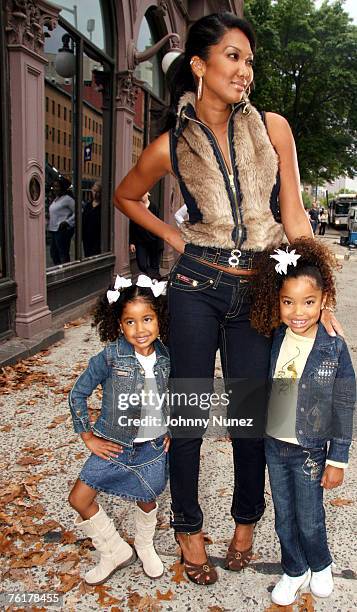 39 Baby Phat Photo Shoot With Kimora Lee Simmons And Daughters Ming And  Aoki Lee Photos and Premium High Res Pictures - Getty Images