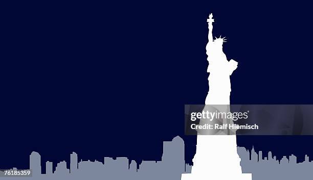 ilustrações, clipart, desenhos animados e ícones de statue of liberty and new york city skyline, - statue of liberty new york city