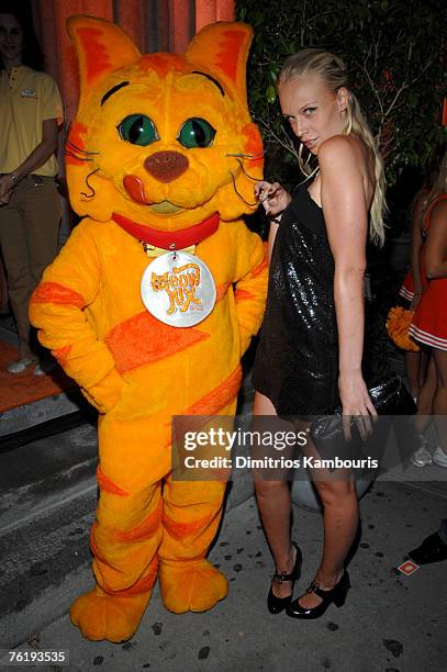 "America's Next Top Model" winner CariDee English attends the "The Meow Mix Acatemy" Launch Party at the Daryl Roth Theatre on August 20, 2007 in New...