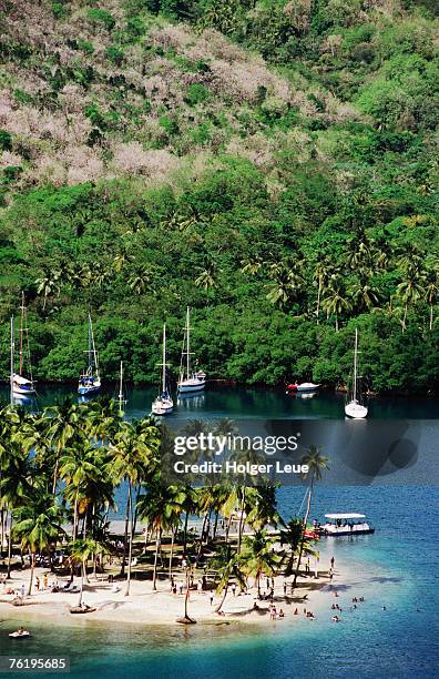 overhead of marigot bay. - saint martin caribbean foto e immagini stock