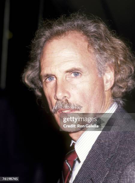 Actor Bruce Dern attends the "That Championship Season" New York City Premiere on December 8, 1982 at Loews Twin Theatres in New York City, New York.