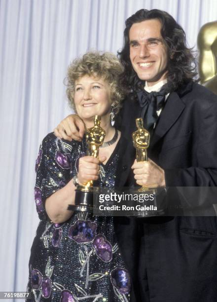 Actors Brenda Fricker and Daniel Day Lewis attend the 62nd Annual Academy Awards on March 26, 1990 at Dorothy Chandler Pavilion in Los Angeles,...