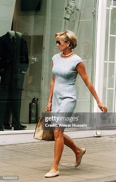 Diana, Princess of Wales shopping on Bond Street, London in 1997.