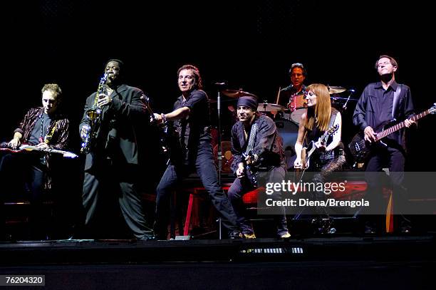 Bruce Springsteen & the E Street Band in concert 06/28/03 Milan, Italy