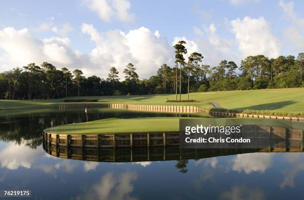 The 17th hole of THE PLAYERS Stadium Course at the TPC Sawgrass in Ponte Vedra Beach, FL Photo by: Chris Condon/PGA TOUR
