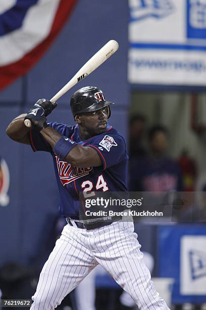 Rondell White of the Minnesota Twins bats in a game against the Texas Rangers at the Humphrey Metrodome in Minneapolis, Minnesota on August 17, 2007....