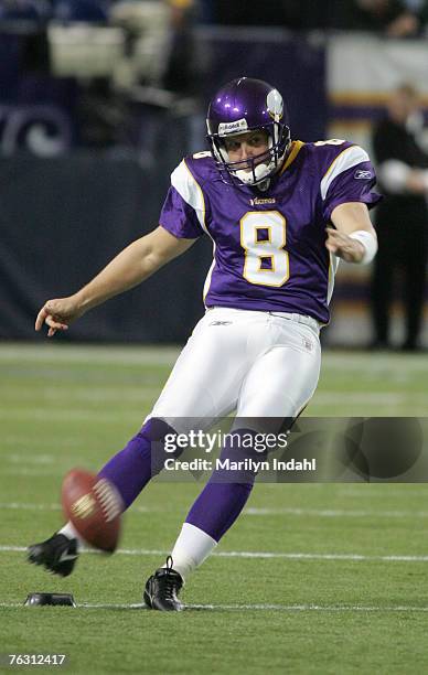 Ryan Longwell of the Minnesota Vikings during a game between the Minnesota Vikings and Green Bay Packers at the Metrodome in Minneapolis, Minnesota...