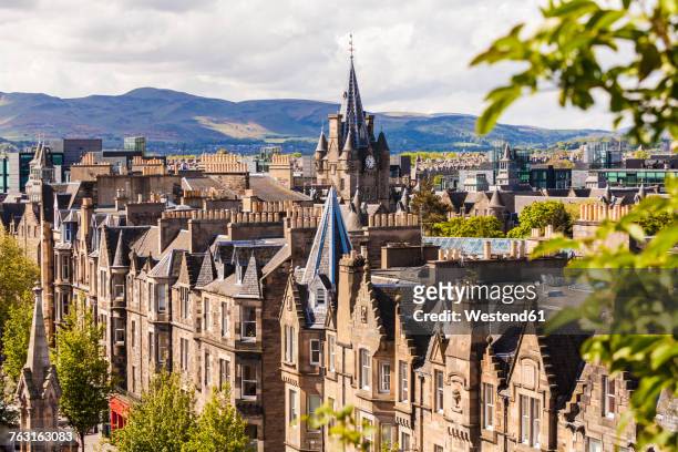 uk, scotland, edinburgh, old town, typical houses in forrest road - edinburgh scotland stock pictures, royalty-free photos & images