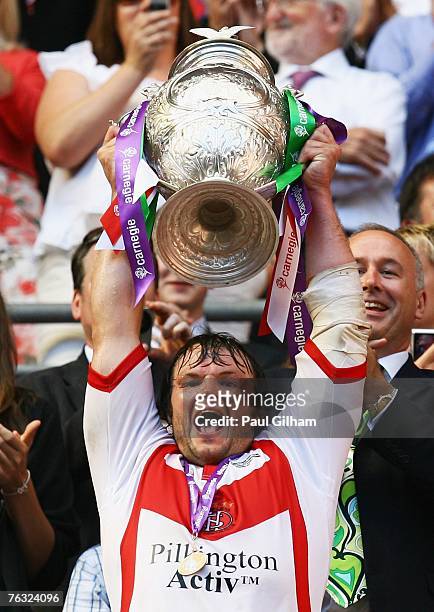 St.Helens captain, Keiron Cunningham lifts the trophy during the Carnegie Challenge Cup Final between St.Helens and Catalans Dragons at Wembley...