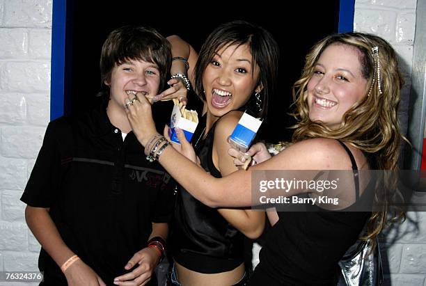 Devon Werkheiser, Brenda Song and Ashley Tisdale