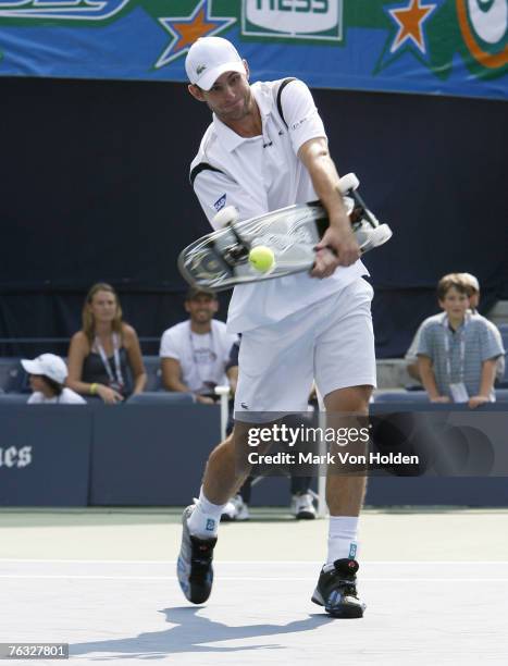 Tennis Player Andy Roddick during the 2007 Arthur Ashe Kids' Day Presented by Hess at the USTA Billie Jean King National Tennis Center on August 25,...